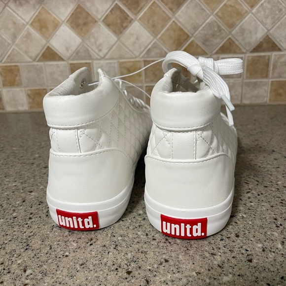 Echo Unltd Men’s Quilted High Top White Sneaker Size 9.5 - Picture 6 of 8